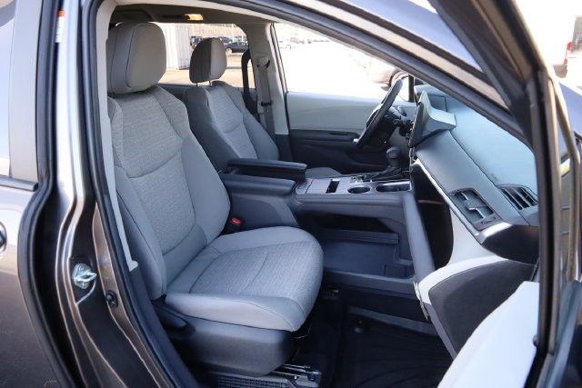 Toyota Sienna Vehicle Full-screen Gallery Image 26