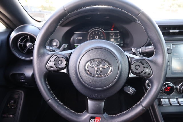 Toyota GR86 Vehicle Image 10