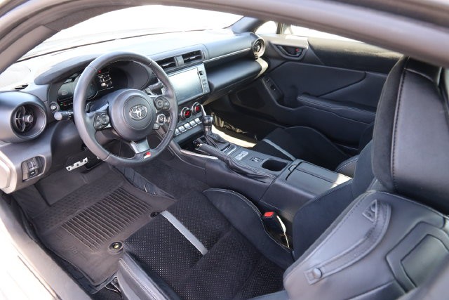 Toyota GR86 Vehicle Image 22