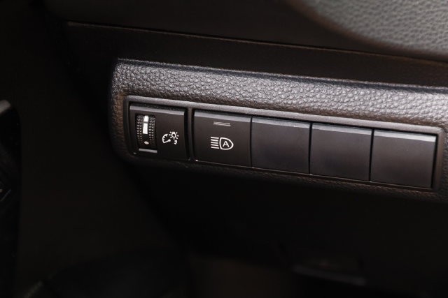 Toyota Corolla Vehicle Full-screen Gallery Image 22