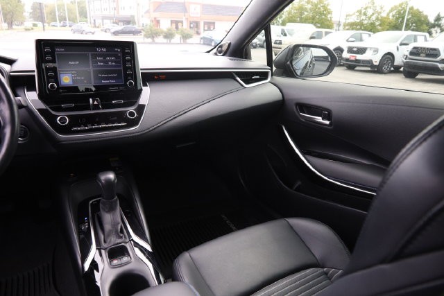 Toyota Corolla Vehicle Full-screen Gallery Image 27