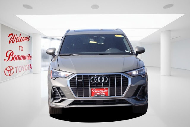 Audi Q3 Vehicle Image 04