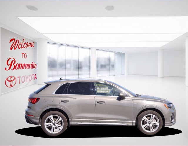 Audi Q3 Vehicle Image 05