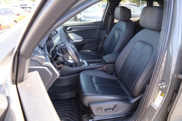 Audi Q3 Vehicle Image 14