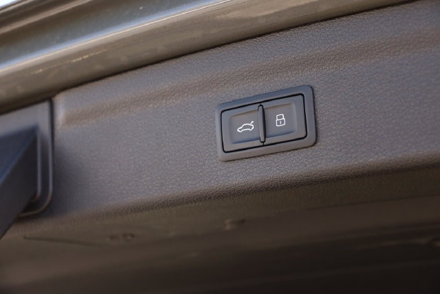 Audi Q3 Vehicle Image 31