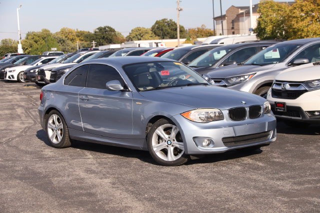 BMW 1 Series Vehicle Image 02