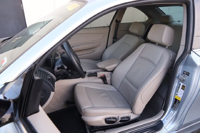 BMW 1 Series Vehicle Image 08