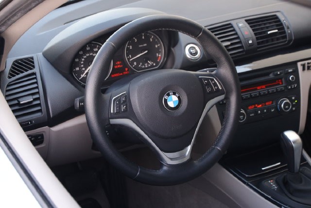 BMW 1 Series Vehicle Image 18