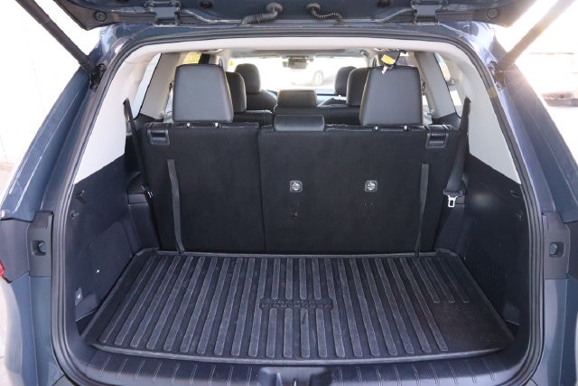 Toyota Grand Highlander Vehicle Image 07