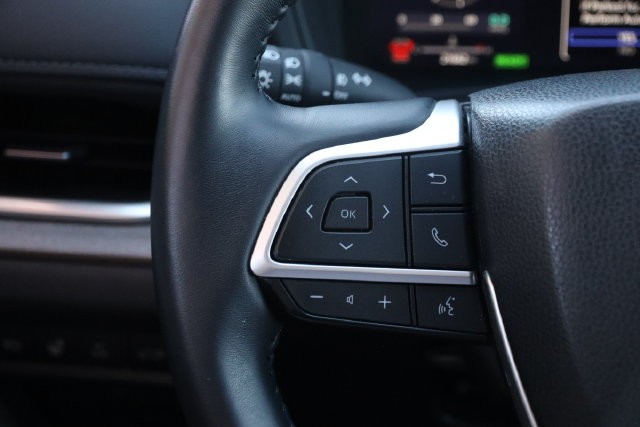 Toyota Grand Highlander Vehicle Image 14
