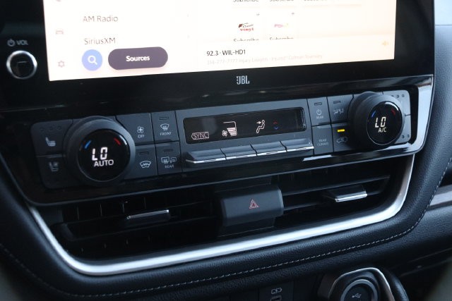 Toyota Grand Highlander Vehicle Image 20