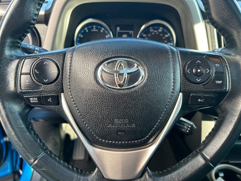 2018 Toyota RAV4 Limited photo