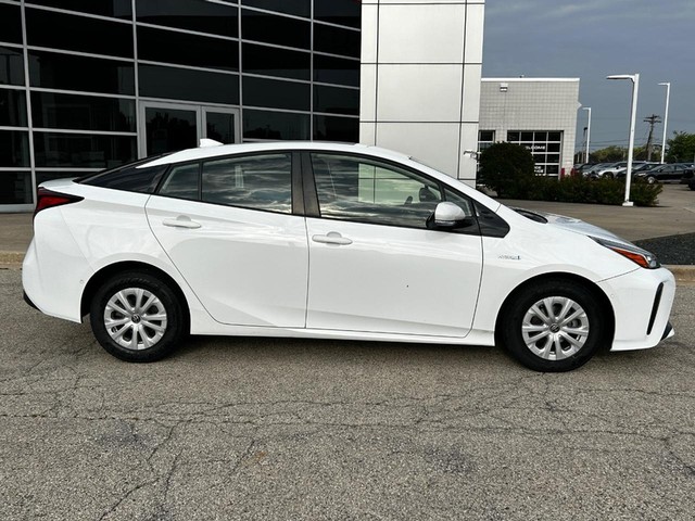 Used 2019 Toyota Prius LE with VIN JTDKARFU7K3075414 for sale in Milwaukee, WI