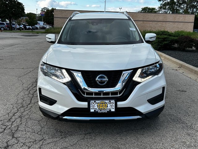 Used 2019 Nissan Rogue SV with VIN 5N1AT2MV6KC701037 for sale in Milwaukee, WI