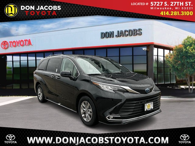 2022 Toyota Sienna XLE 7 Passenger at Don Jacobs Toyota in Milwaukee WI