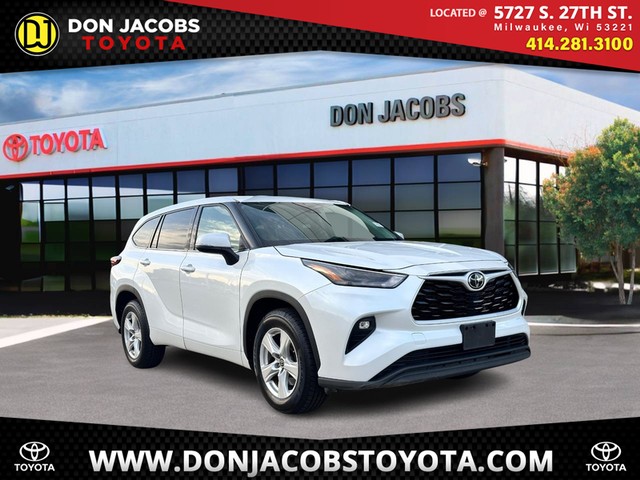 2022 Toyota Highlander LE at Don Jacobs Toyota in Milwaukee WI