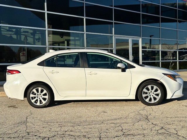 Used 2022 Toyota Corolla LE with VIN 5YFEPMAE4NP324777 for sale in Milwaukee, WI