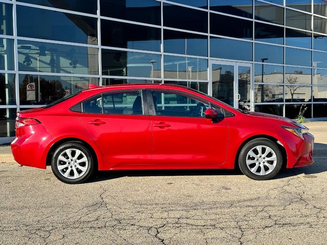 Used 2021 Toyota Corolla LE with VIN 5YFEPMAE5MP237520 for sale in Milwaukee, WI