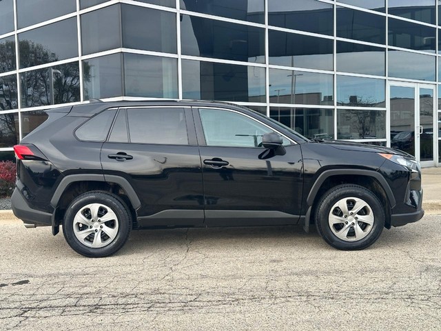 Used 2022 Toyota RAV4 LE with VIN 2T3F1RFVXNC268718 for sale in Milwaukee, WI