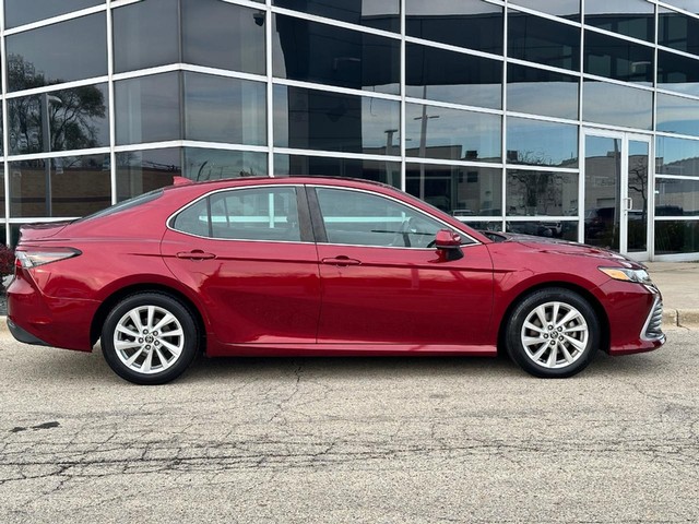 Used 2021 Toyota Camry LE with VIN 4T1C11AK8MU563274 for sale in Milwaukee, WI