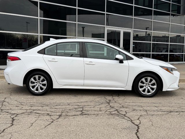 Used 2020 Toyota Corolla LE with VIN 5YFEPRAE4LP070000 for sale in Milwaukee, WI