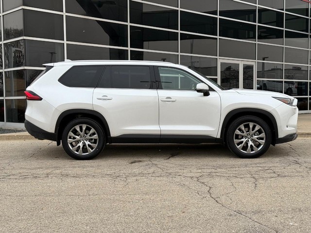 Used 2024 Toyota Grand Highlander Limited with VIN 5TDAAAB50RS035387 for sale in Milwaukee, WI