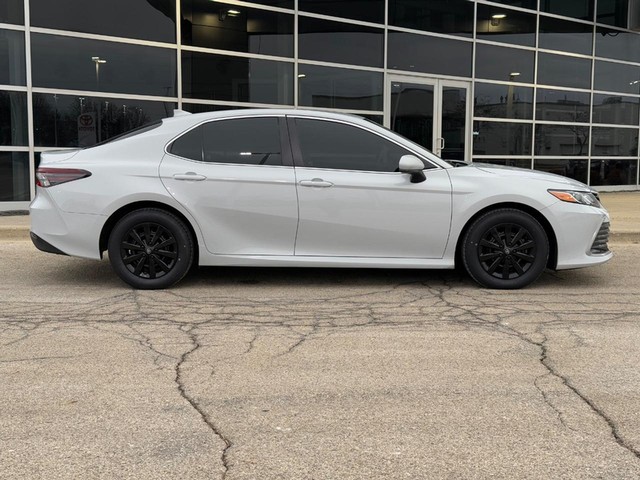 Used 2022 Toyota Camry LE with VIN 4T1C31AKXNU035571 for sale in Milwaukee, WI