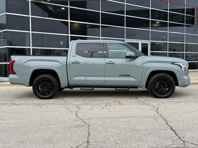 Used 2022 Toyota Tundra SR5 with VIN 5TFLA5DB0NX022811 for sale in Milwaukee, WI