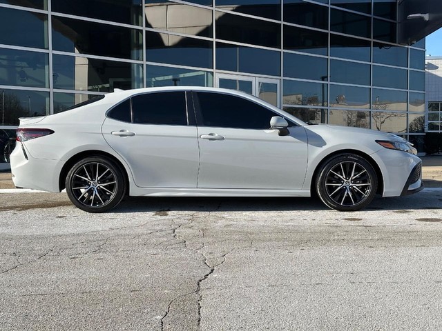 Certified 2022 Toyota Camry SE with VIN 4T1S11AK2NU044797 for sale in Milwaukee, WI