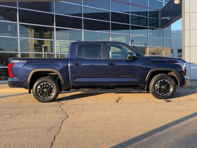 Used 2022 Toyota Tundra SR5 with VIN 5TFLA5DB9NX001696 for sale in Milwaukee, WI