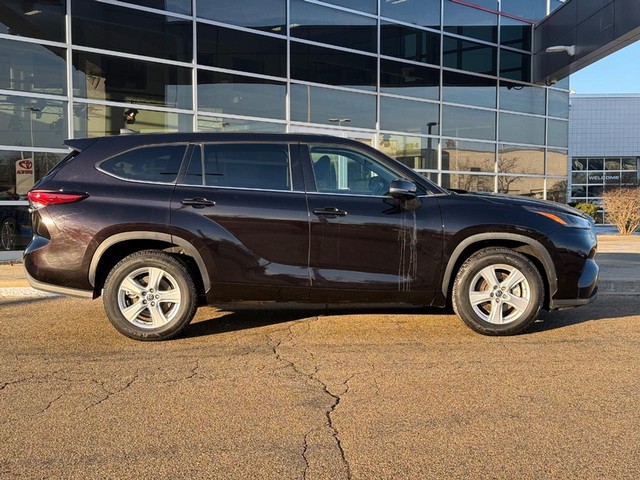 Used 2022 Toyota Highlander LE with VIN 5TDZARAH3NS014718 for sale in Milwaukee, WI