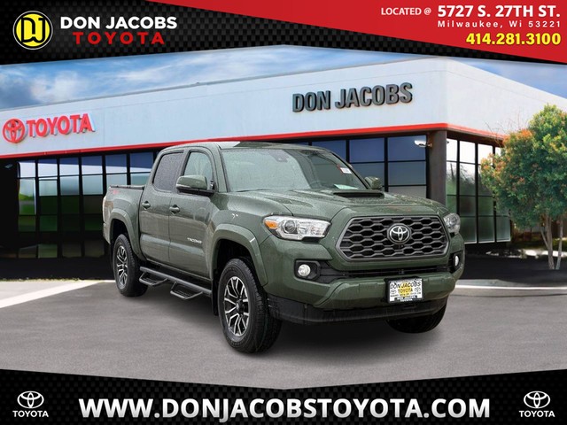 2022 Toyota Tacoma 4WD TRD Sport V6 at Don Jacobs Toyota in Milwaukee WI