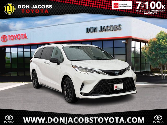 2023 Toyota Sienna XSE at Don Jacobs Toyota in Milwaukee WI