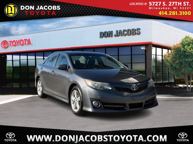 2013 Toyota Camry SE at Don Jacobs Toyota in Milwaukee WI