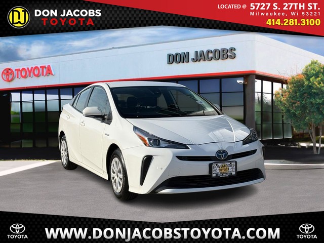 2022 Toyota Prius L Eco at Don Jacobs Toyota in Milwaukee WI