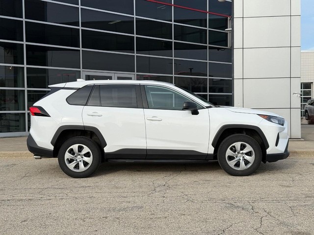Certified 2022 Toyota RAV4 LE with VIN 2T3F1RFVXNW323585 for sale in Milwaukee, WI
