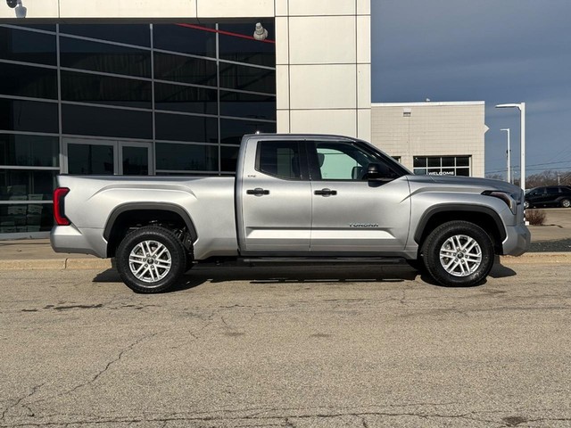 Used 2022 Toyota Tundra SR5 with VIN 5TFLA5DA2NX008786 for sale in Milwaukee, WI