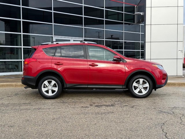 Used 2013 Toyota RAV4 XLE with VIN JTMRFREV6D5024570 for sale in Milwaukee, WI