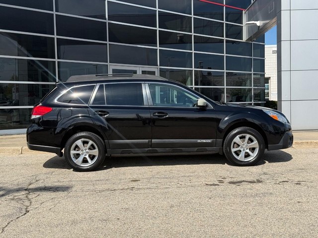 Used 2013 Subaru Outback Limited with VIN 4S4BRCLC6D3262708 for sale in Milwaukee, WI
