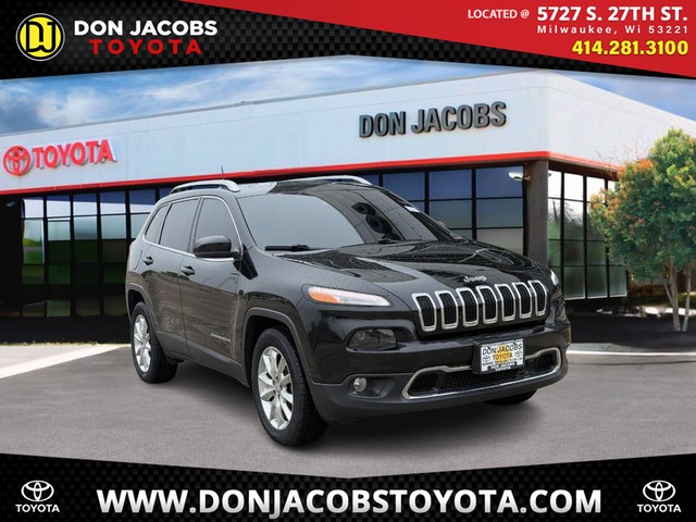 Milwaukee WI 2017 Jeep Cherokee more details - jeep cherokee
