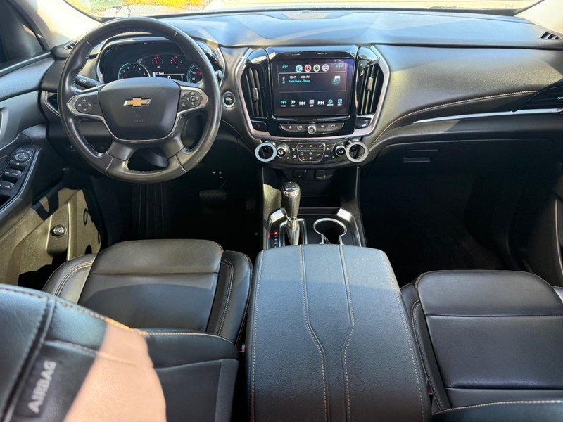 Chevrolet Traverse Vehicle Full-screen Gallery Image 14
