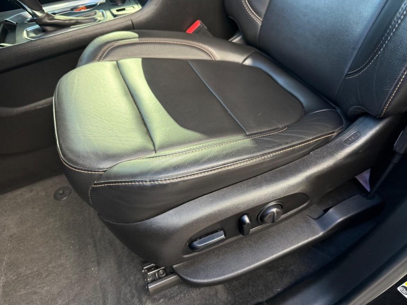 Chevrolet Traverse Vehicle Full-screen Gallery Image 19