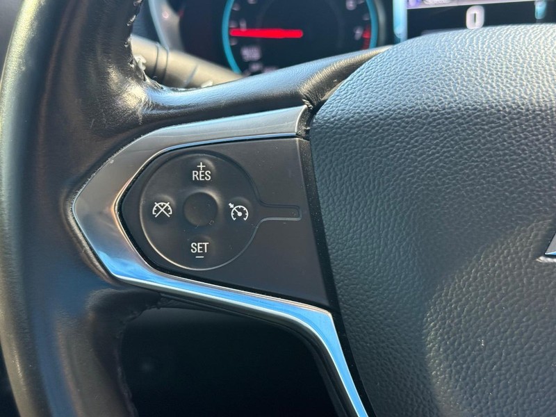 Chevrolet Traverse Vehicle Full-screen Gallery Image 22