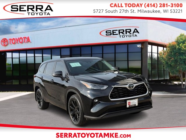 Milwaukee WI 2024 Toyota Highlander more details - toyota highlander