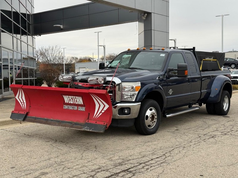 Ford Super Duty F-350 DRW Vehicle Full-screen Gallery Image 07
