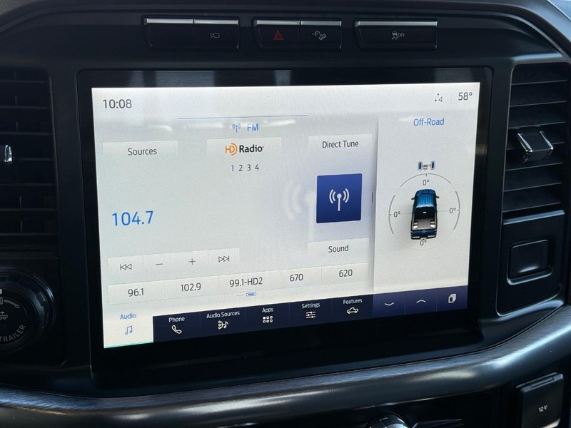 Ford F-150 Vehicle Full-screen Gallery Image 21