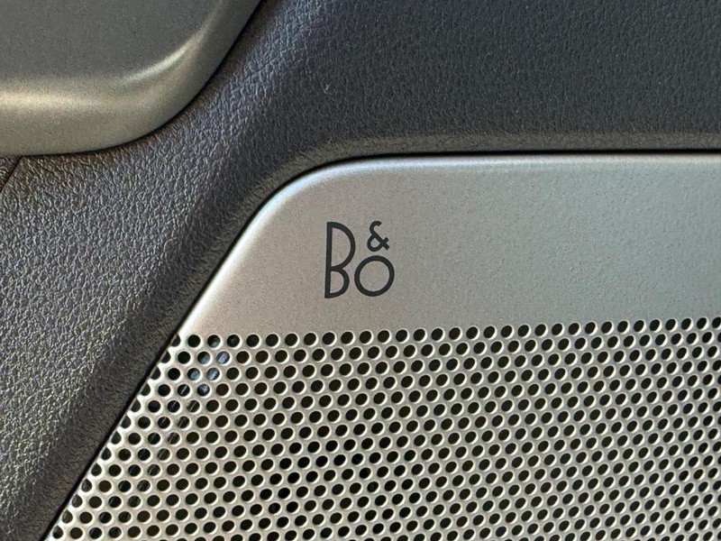 Ford F-150 Vehicle Full-screen Gallery Image 32