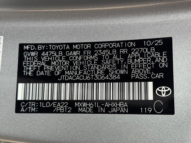 2026 Toyota Prius Plug-in Hybrid XSE - Photo 19