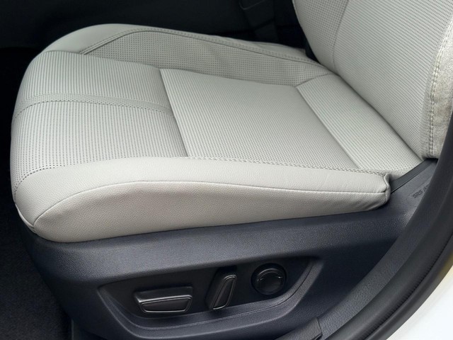 2026 Toyota Camry XLE - Photo 20