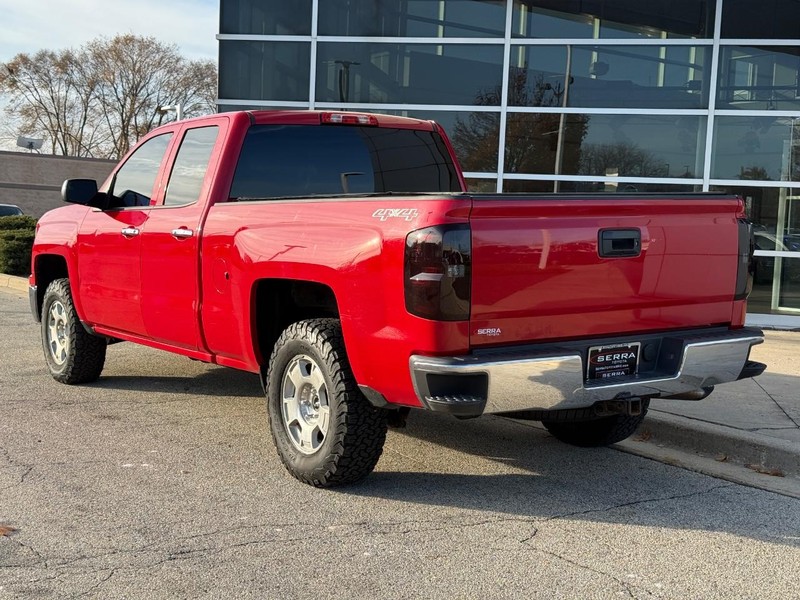 Chevrolet Silverado 1500 Vehicle Full-screen Gallery Image 06